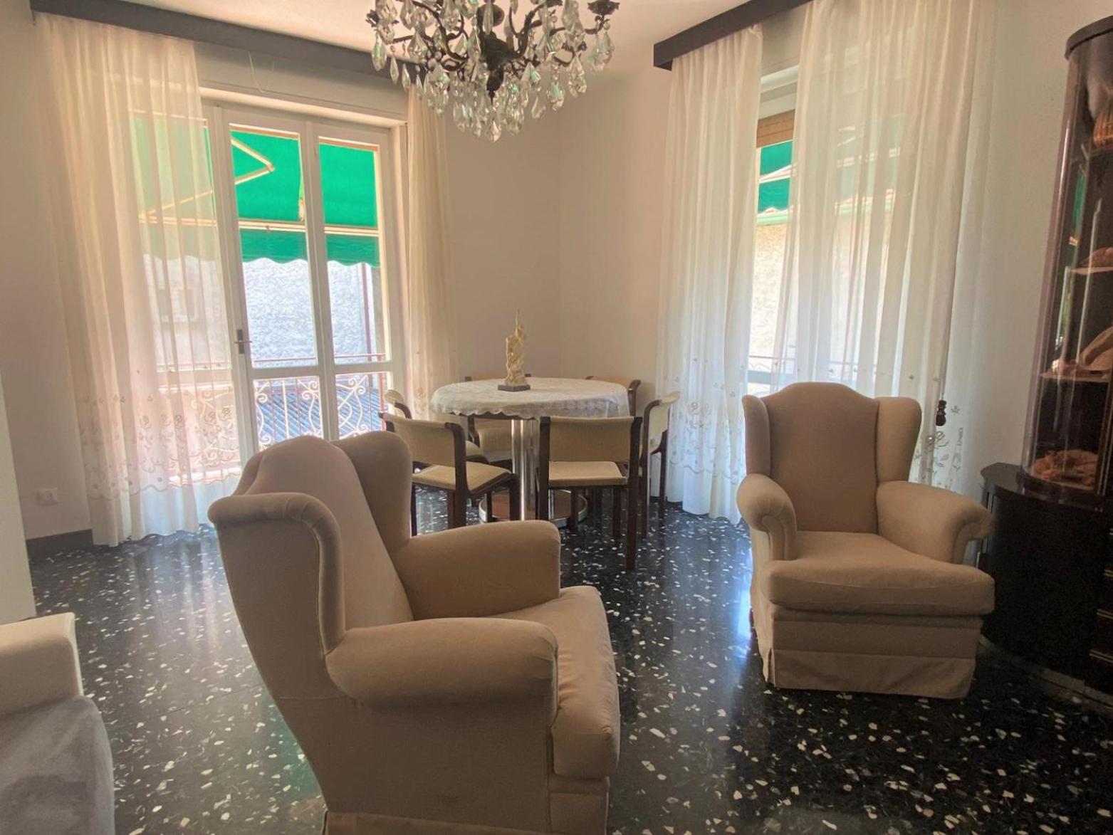 Villa The Swan - Composed By 2 Apartments Mandello del Lario Exteriör bild